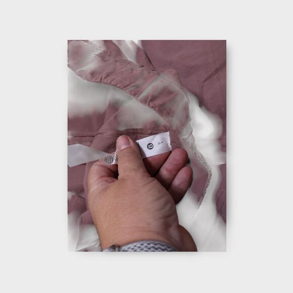 Lululemon Cinchable Waist High Rise Woven Shorts Large 3.5" Twilight Rose NWT - Picture 6 of 8